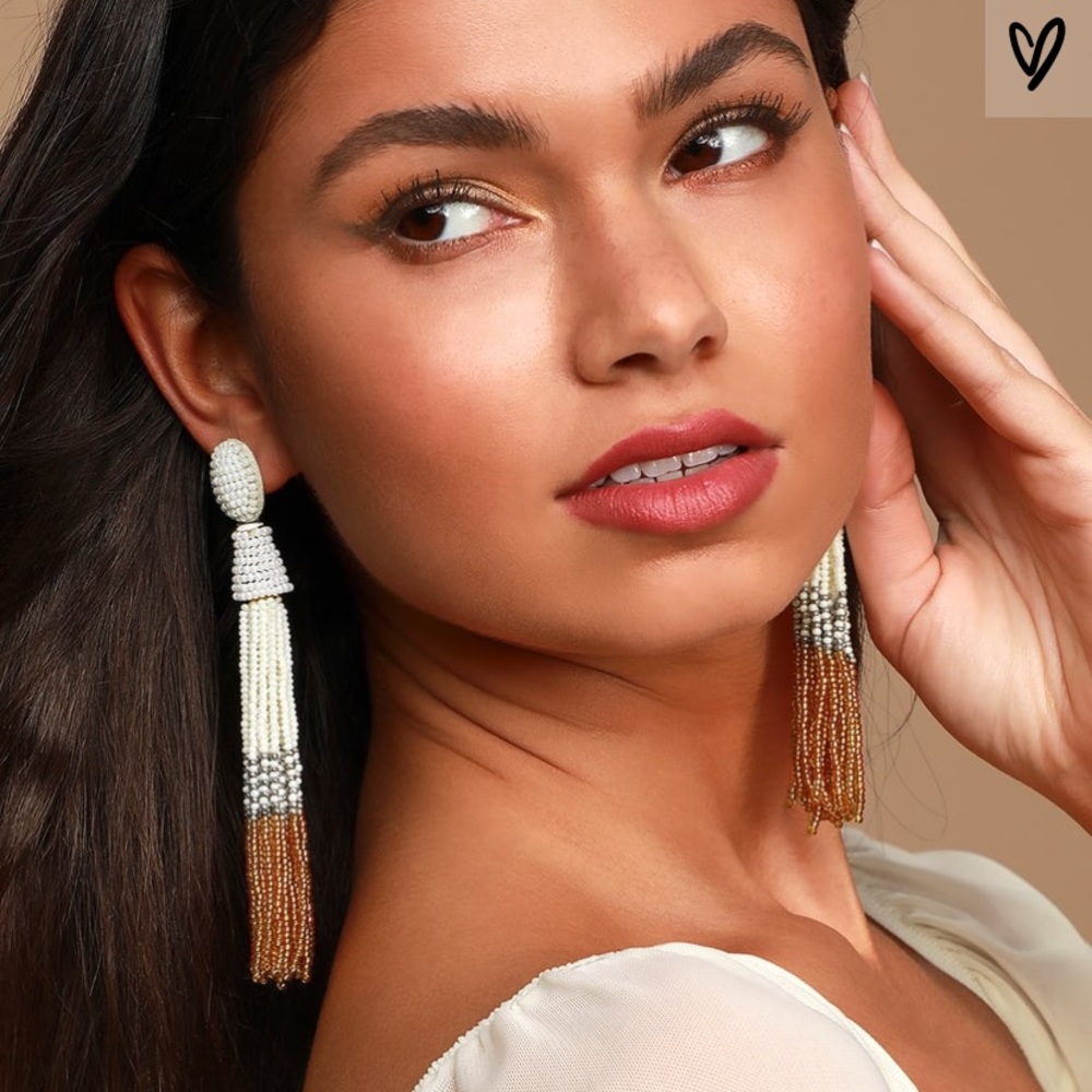 Gold and White beaded tassel earrings - Picture 1 of 6